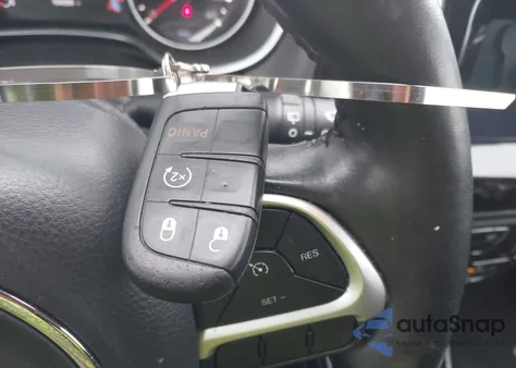 2018 Jeep Compass Altitude 4X4 from USA, damaged, VIN 3C4NJDBB3JT313623